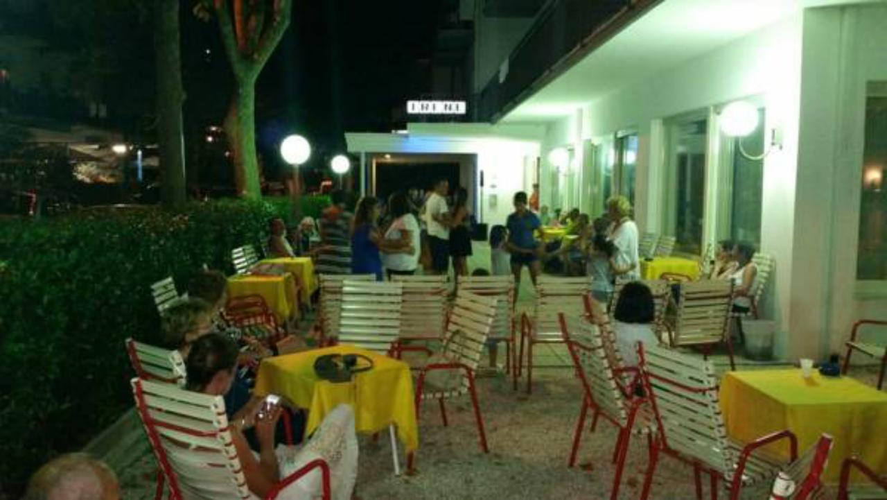 Hotel Irene Riccione Extérieur photo